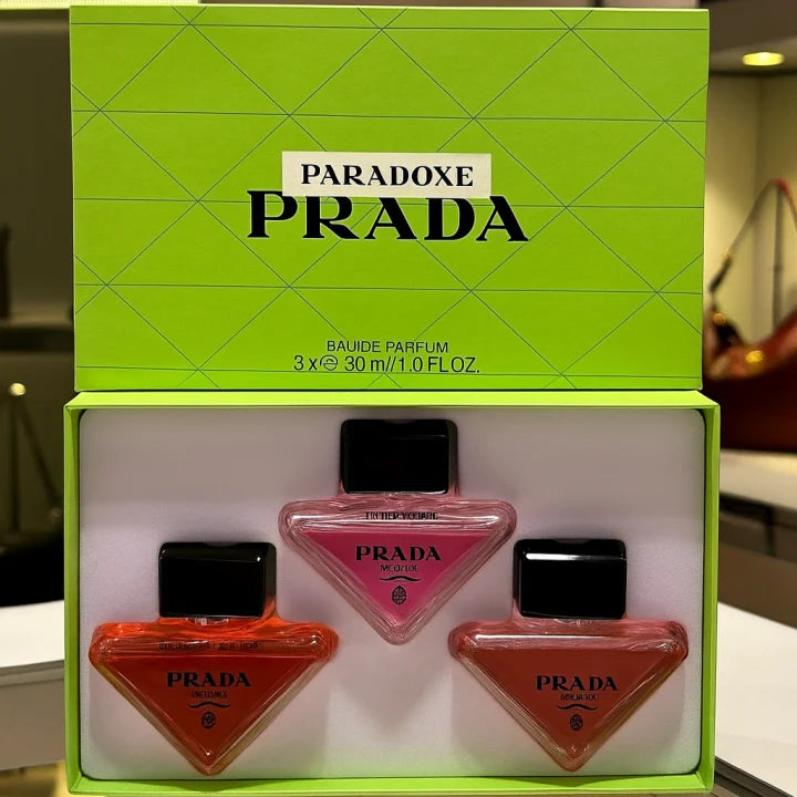 Prada Paradoxe Eau de Parfum gift set (3x40ml)