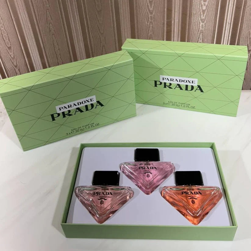 Prada Paradoxe Eau de Parfum gift set (3x40ml)